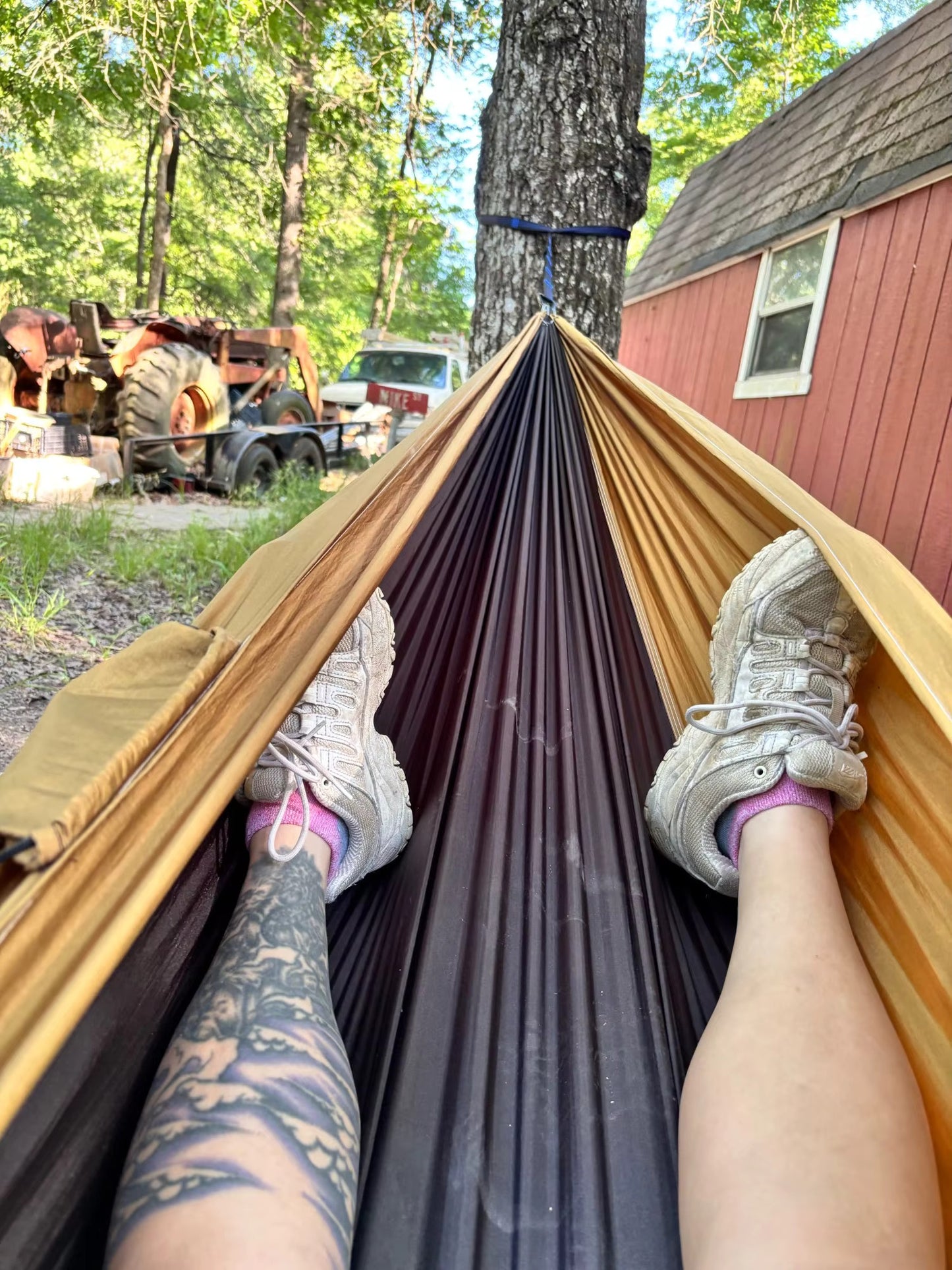 🌿 SoloNest™ Outdoor Nylon Hammock