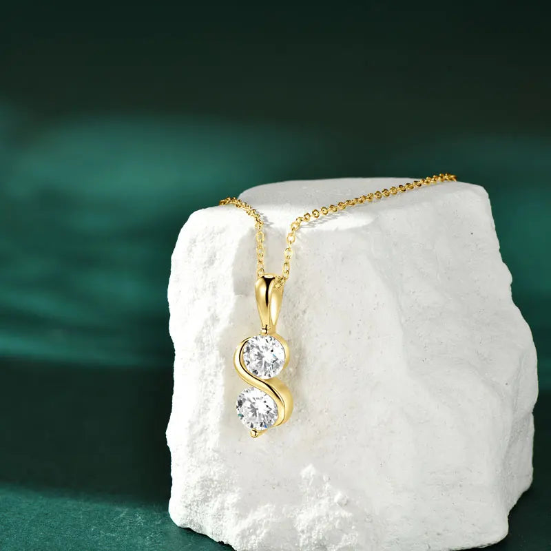 Eternal Twist™ Moissanite Necklace – Wedding & Gift Edition