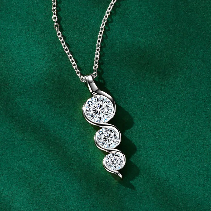 Eternal Twist™ Moissanite Necklace – Wedding & Gift Edition